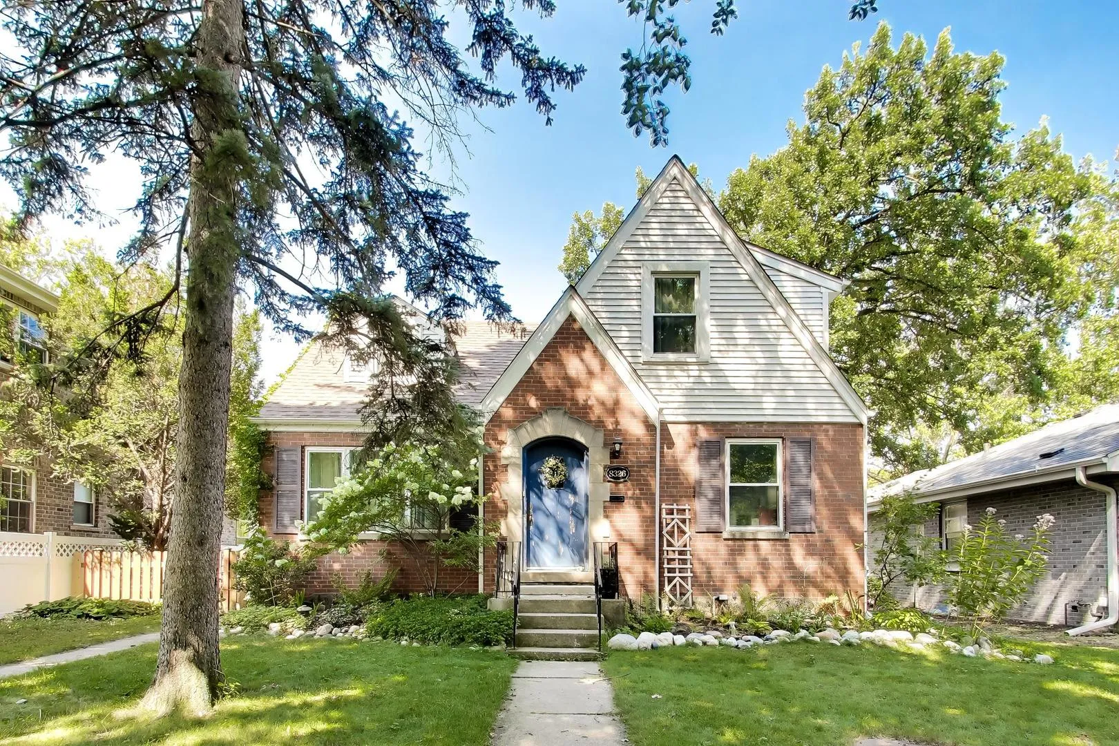 8326 N Kostner Ave, , 60076, USA 60076-Skokie-IL