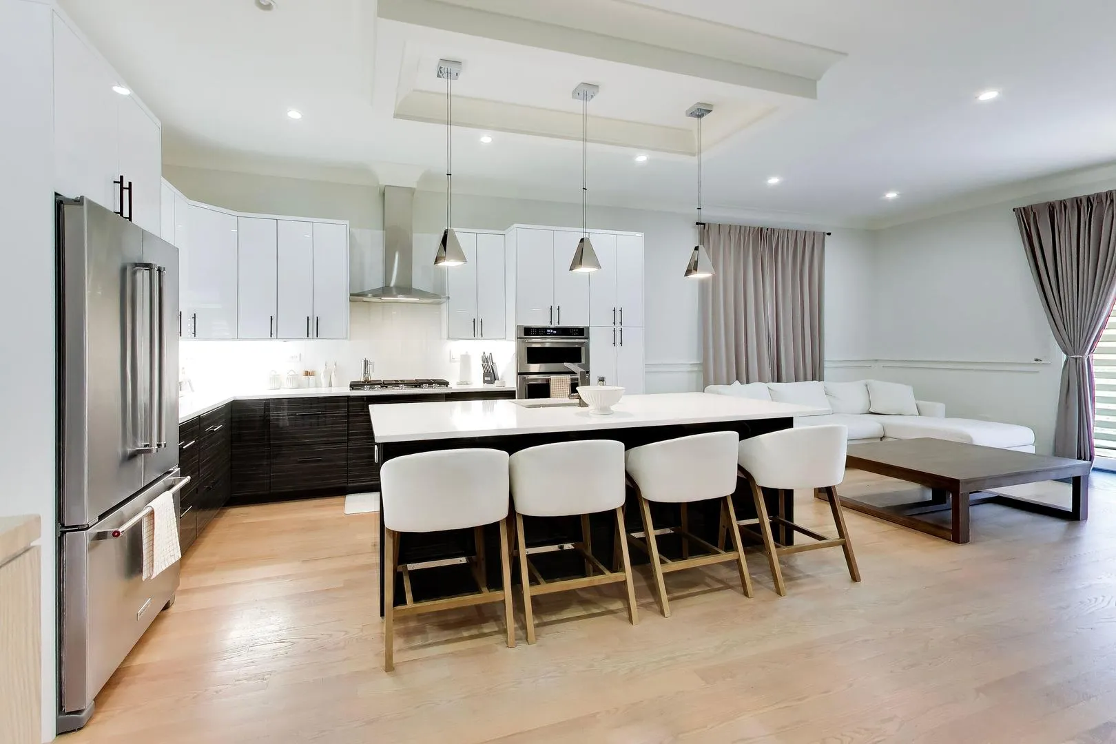 700 E 46th St, , 60653, USA 60653-Chicago-IL