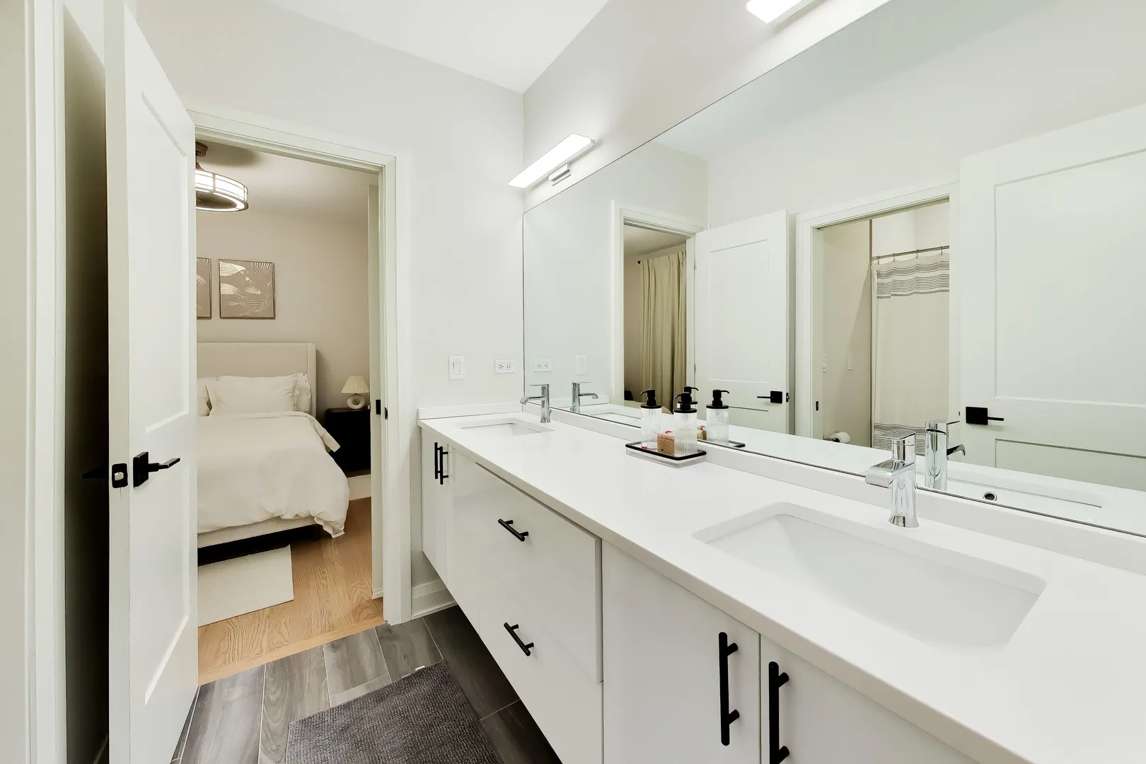 700 E 46th St, , 60653, USA 60653-Chicago-IL
