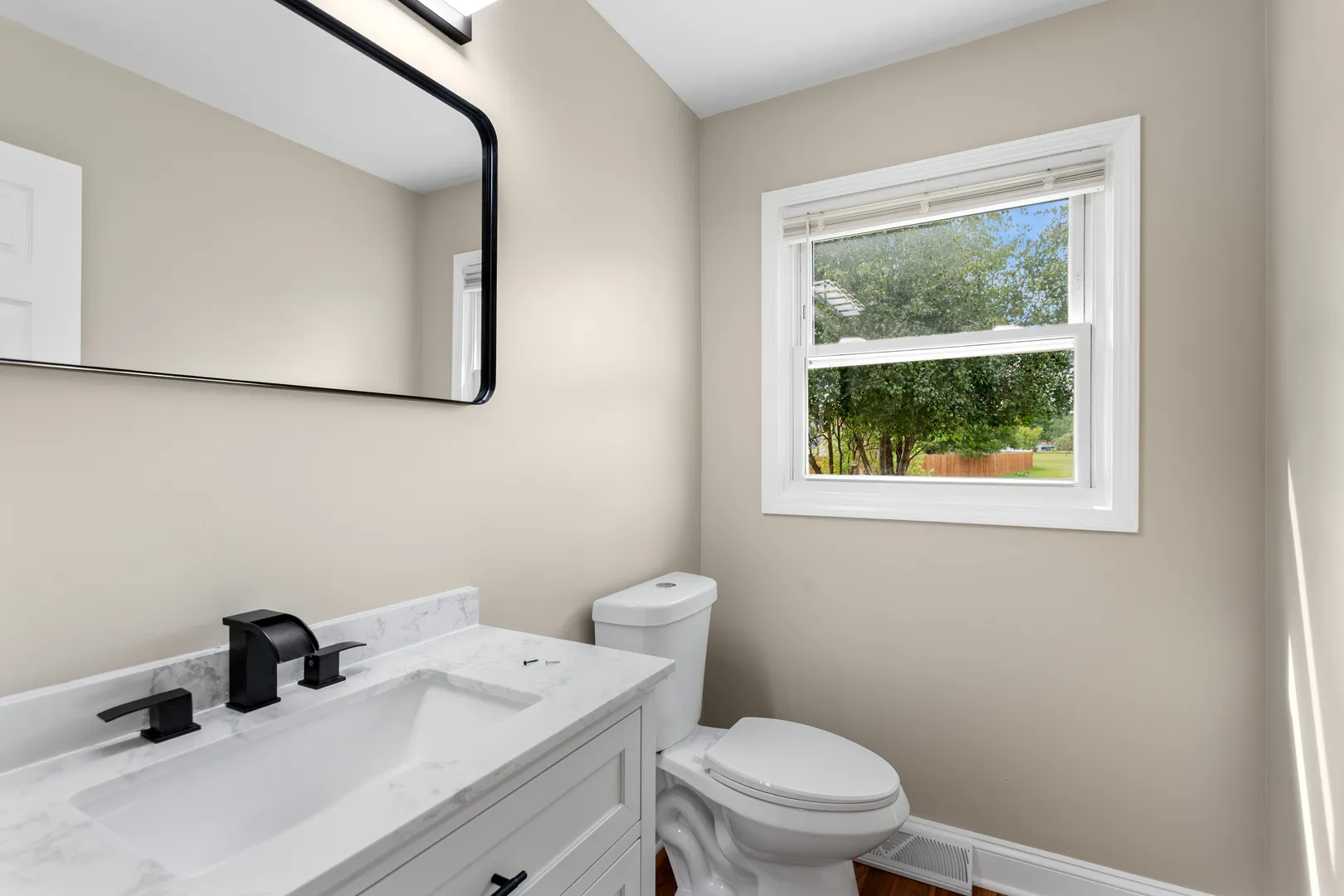 3506 Donovan Dr, ,  60417, USA 60417-Crete-IL