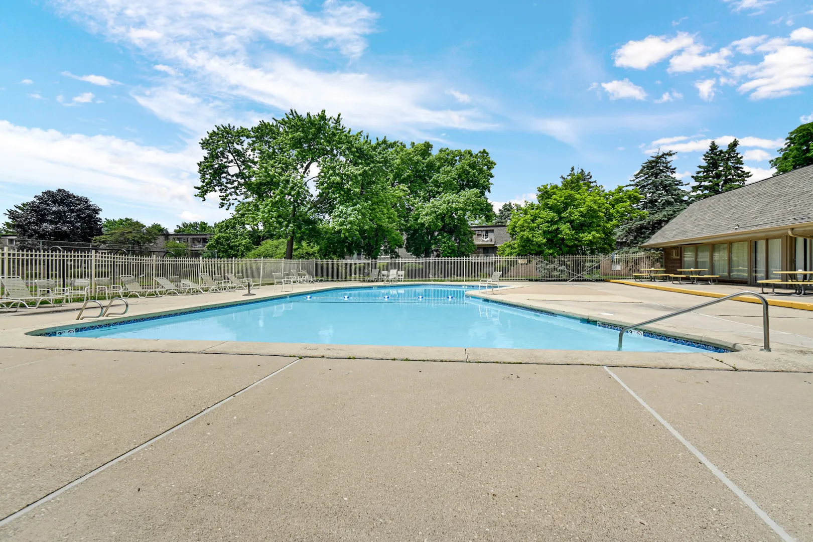 228 E Bailey Rd, ,  60565, USA 60565-unit#A-Naperville-IL