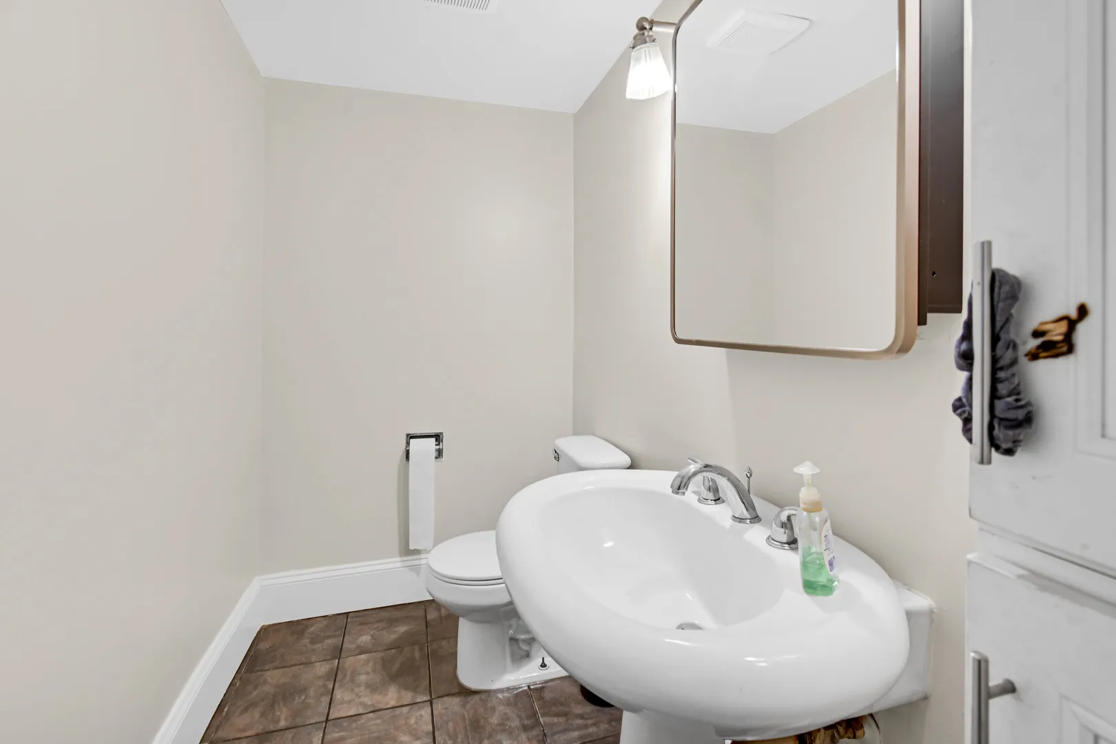 228 E Bailey Rd, ,  60565, USA 60565-unit#A-Naperville-IL