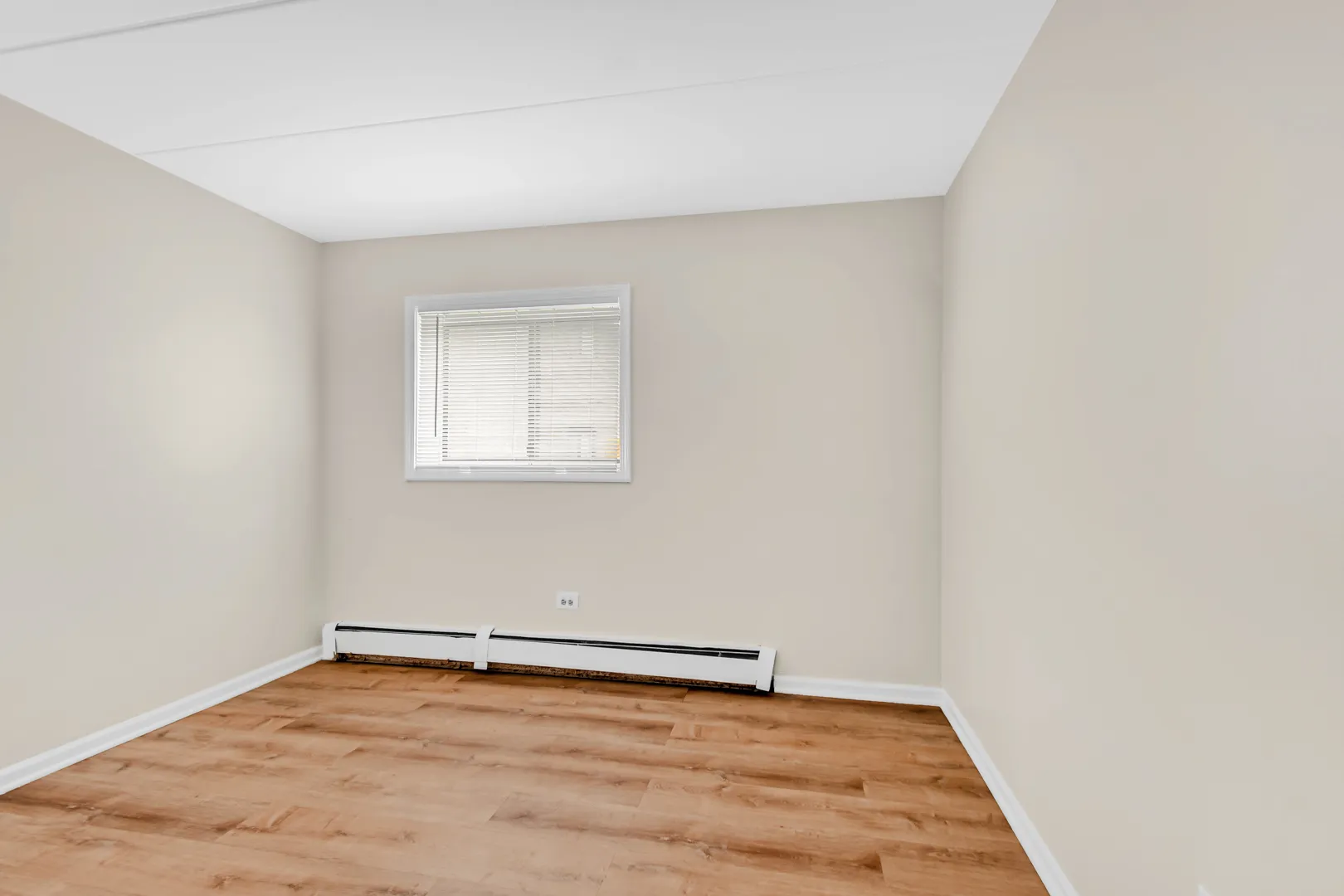 228 E Bailey Rd, ,  60565, USA 60565-unit#A-Naperville-IL