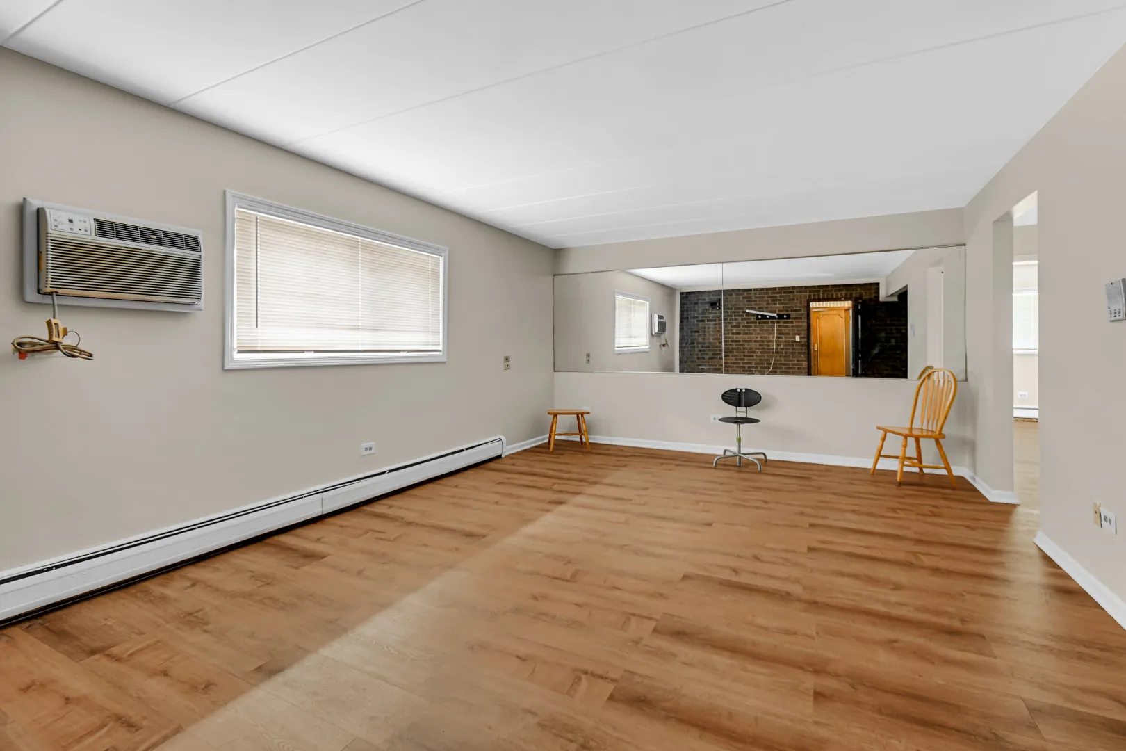 228 E Bailey Rd, ,  60565, USA 60565-unit#A-Naperville-IL