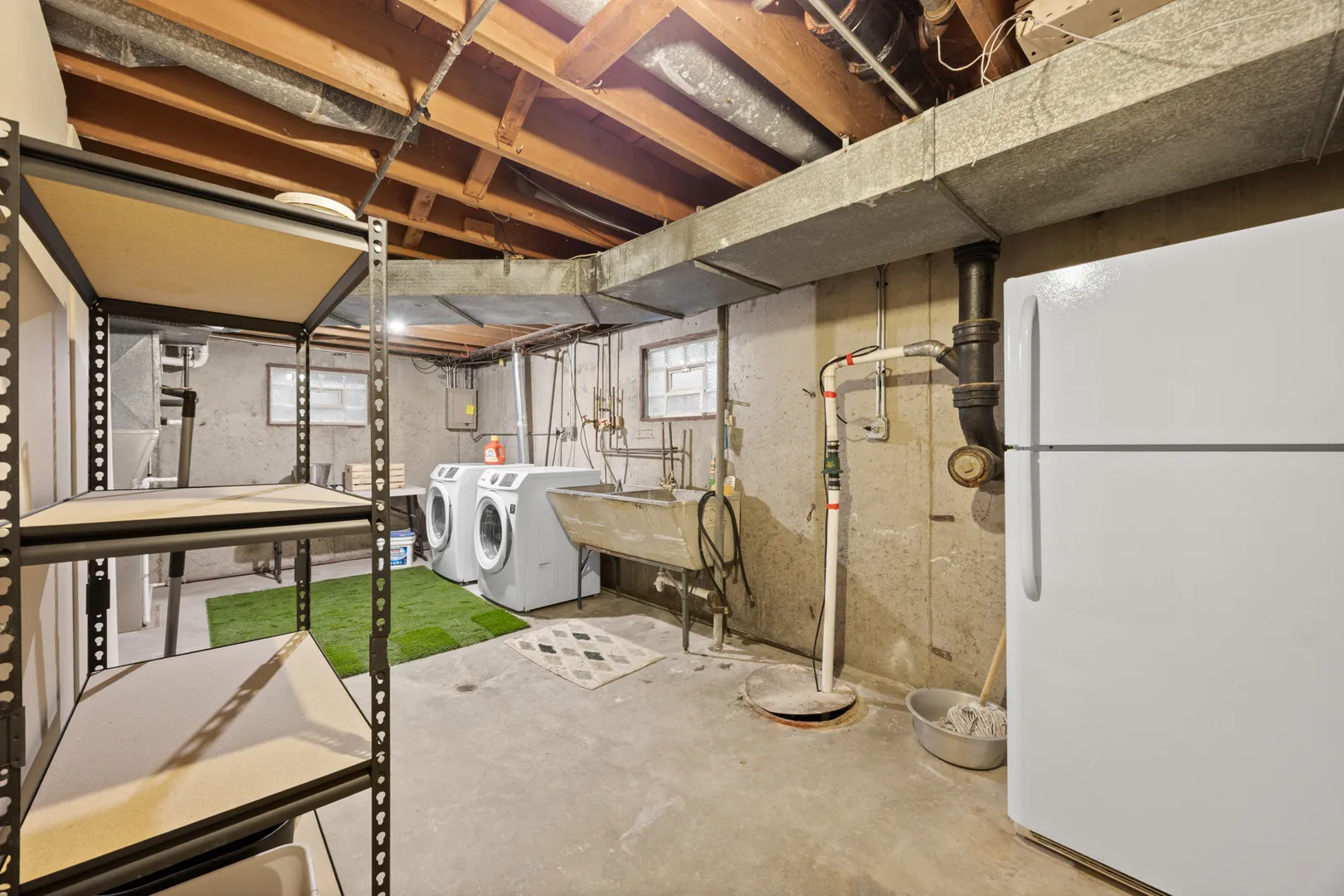 9752 Tripp Ave, , 60076, USA 60076-Skokie-IL