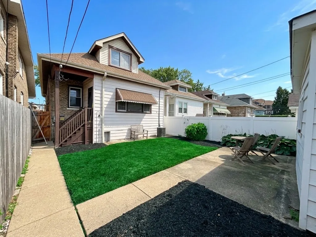 2936 N Kostner Ave, ,  60641, USA 60641-Chicago-IL