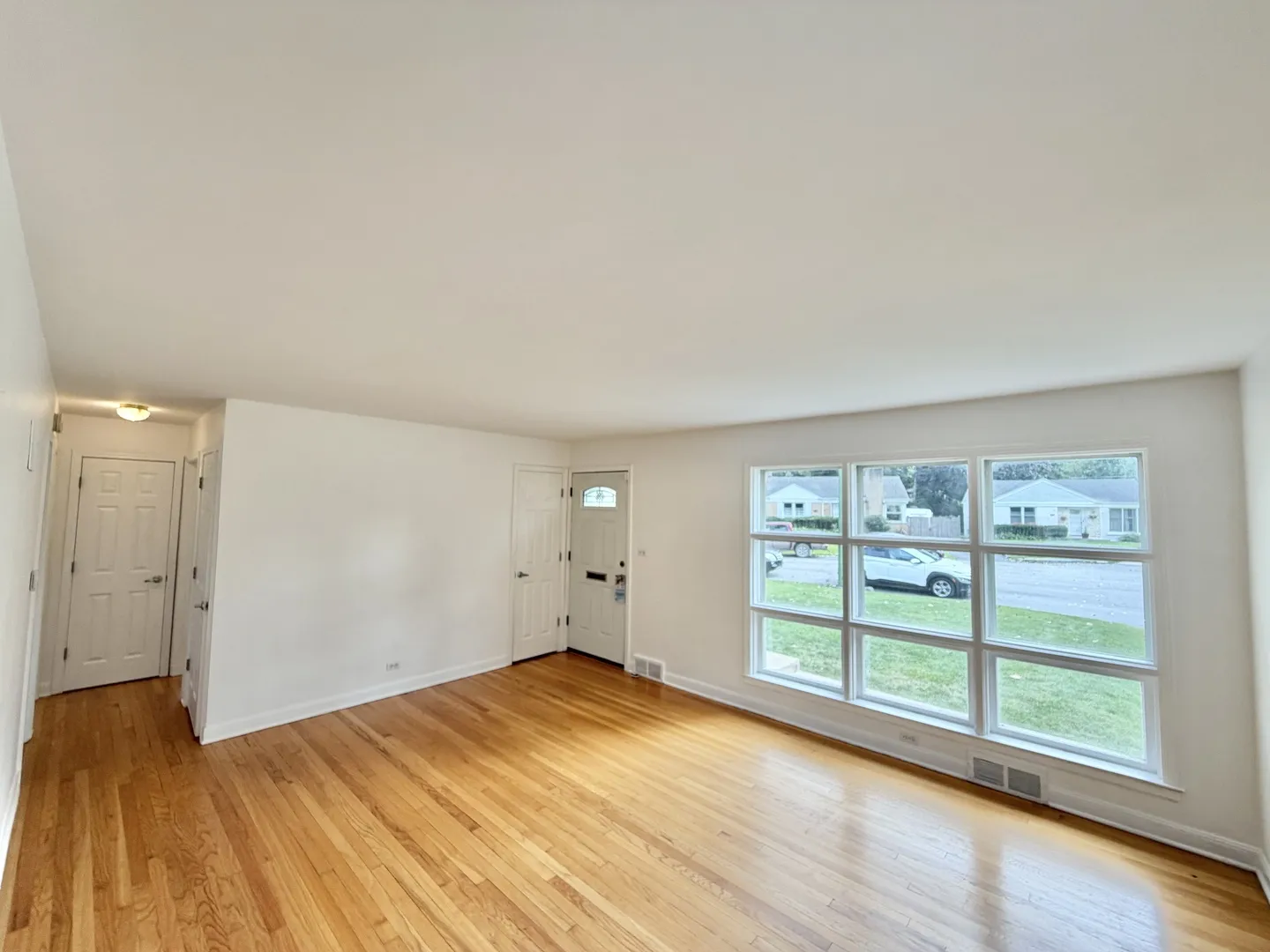 5816 W Greenleaf Ave, , 60646, USA 60646-Chicago-IL