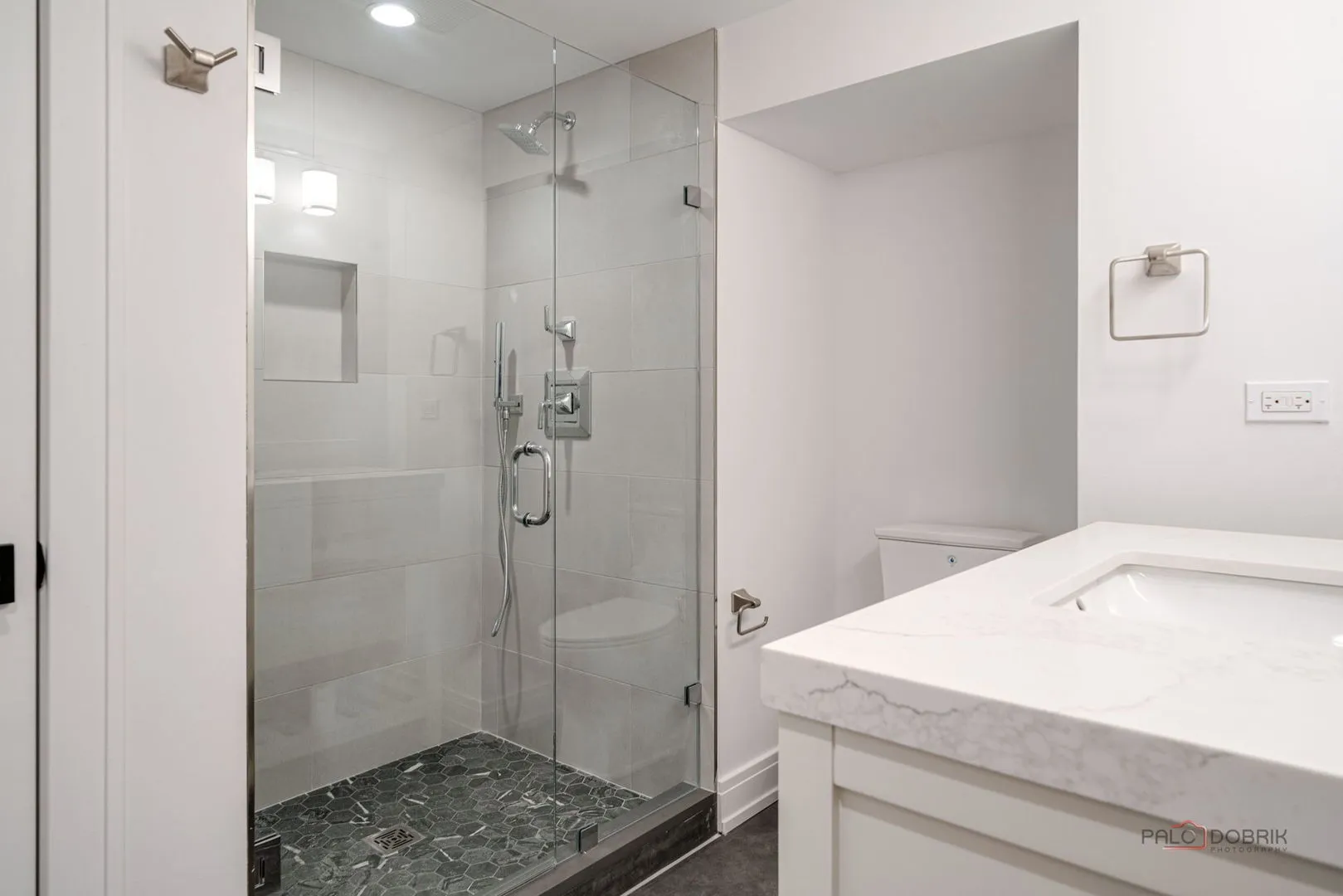 707 Brierhill Rd, ,  60015, USA 60015-Deerfield-IL