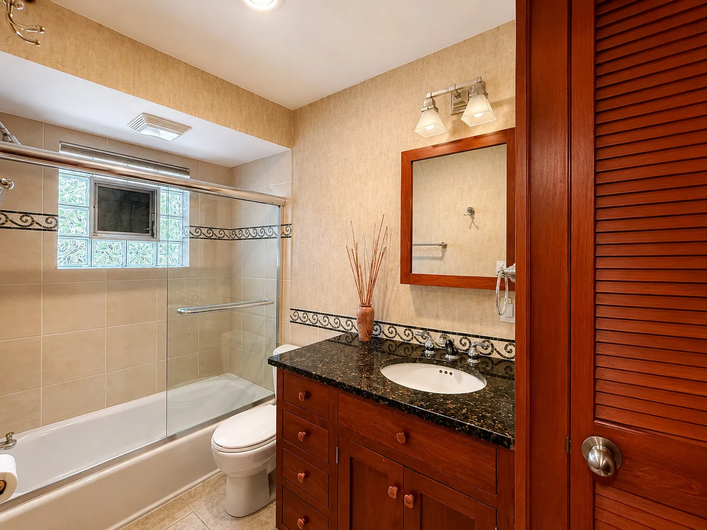 1016 Belleforte Ave, ,  60302, USA 60302-Oak Park-IL
