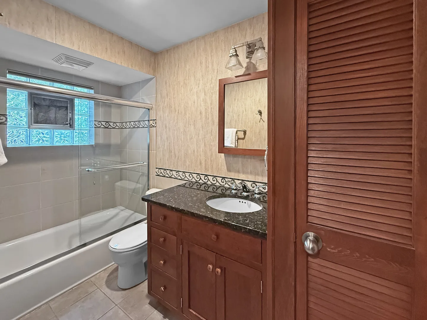 1016 Belleforte Ave, ,  60302, USA 60302-Oak Park-IL