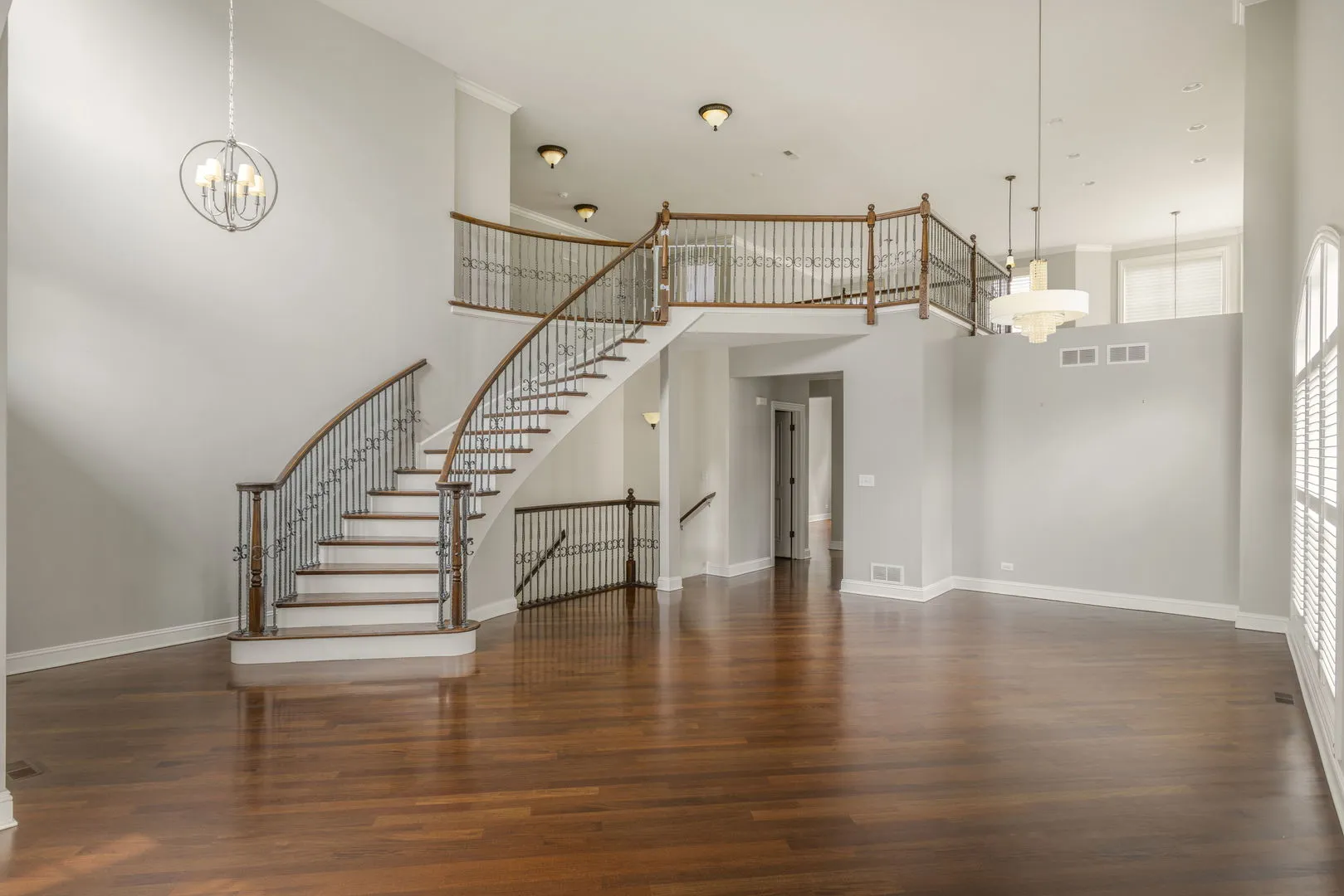 1015 White Pine Ln, ,  60558, USA 60558-Western Springs-IL