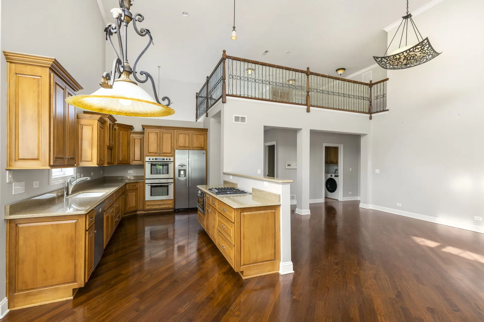 1015 White Pine Ln, ,  60558, USA 60558-Western Springs-IL