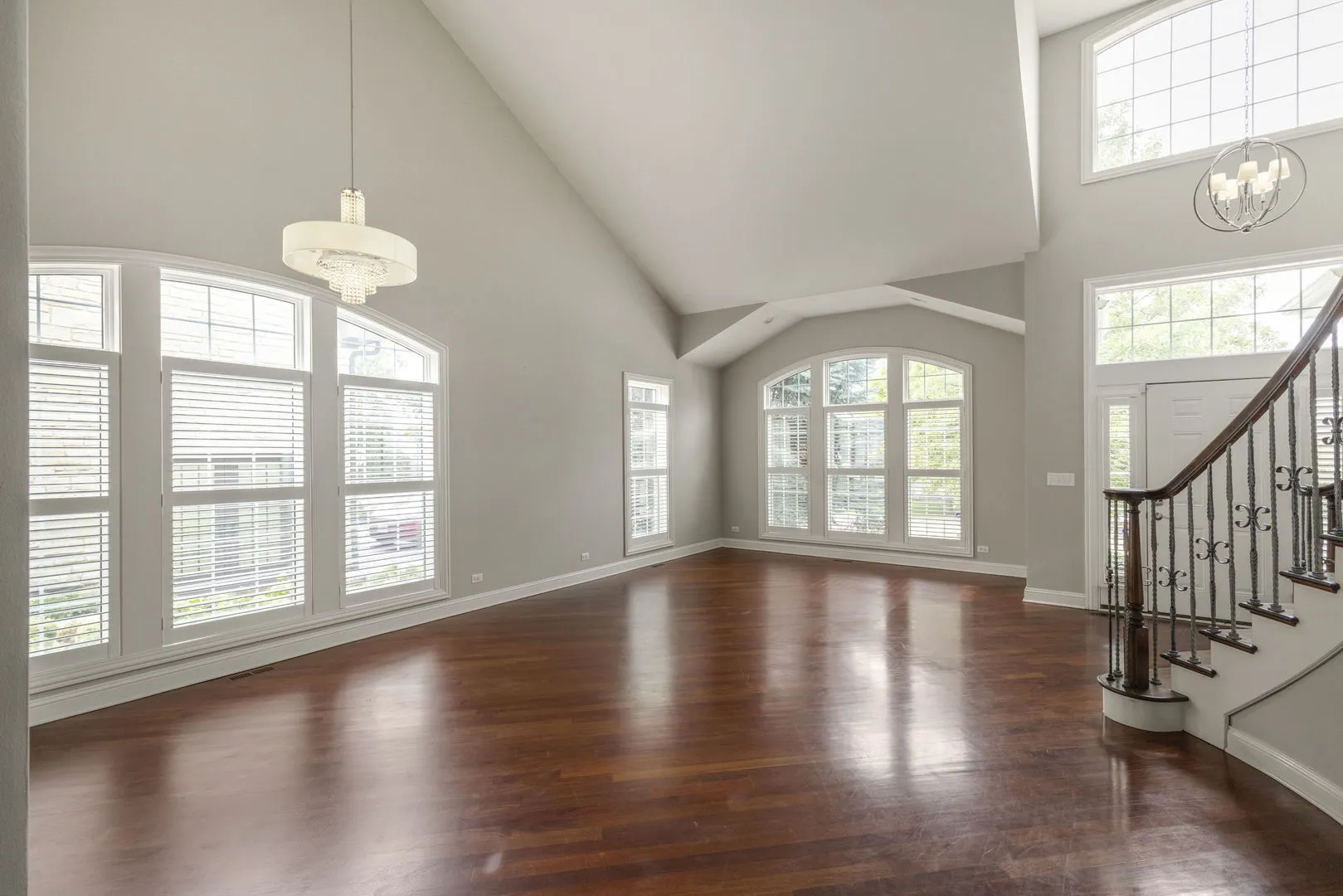 1015 White Pine Ln, ,  60558, USA 60558-Western Springs-IL