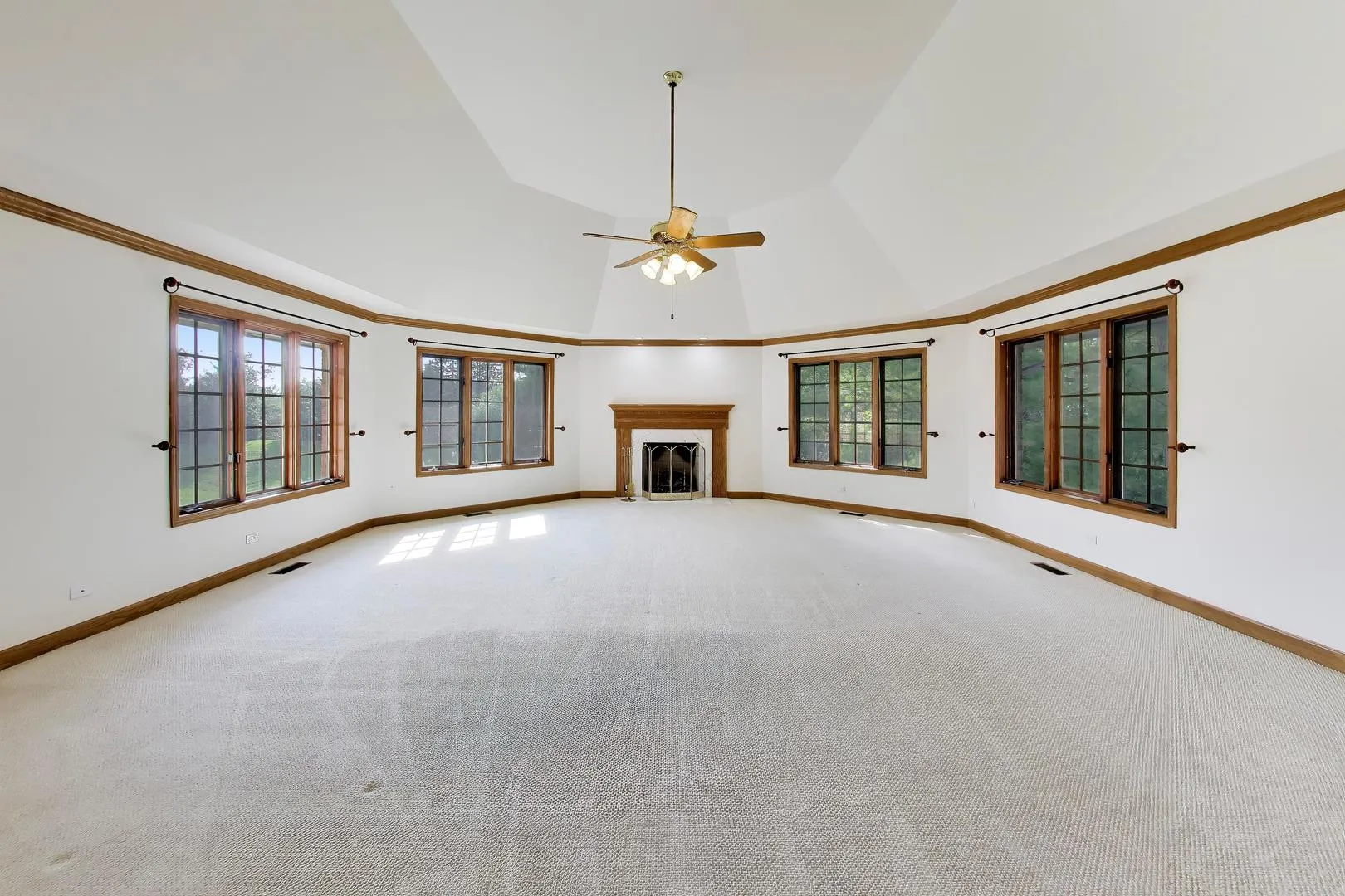 1400 Kurtis Ln, , 60045, USA 60045-Lake Forest-IL