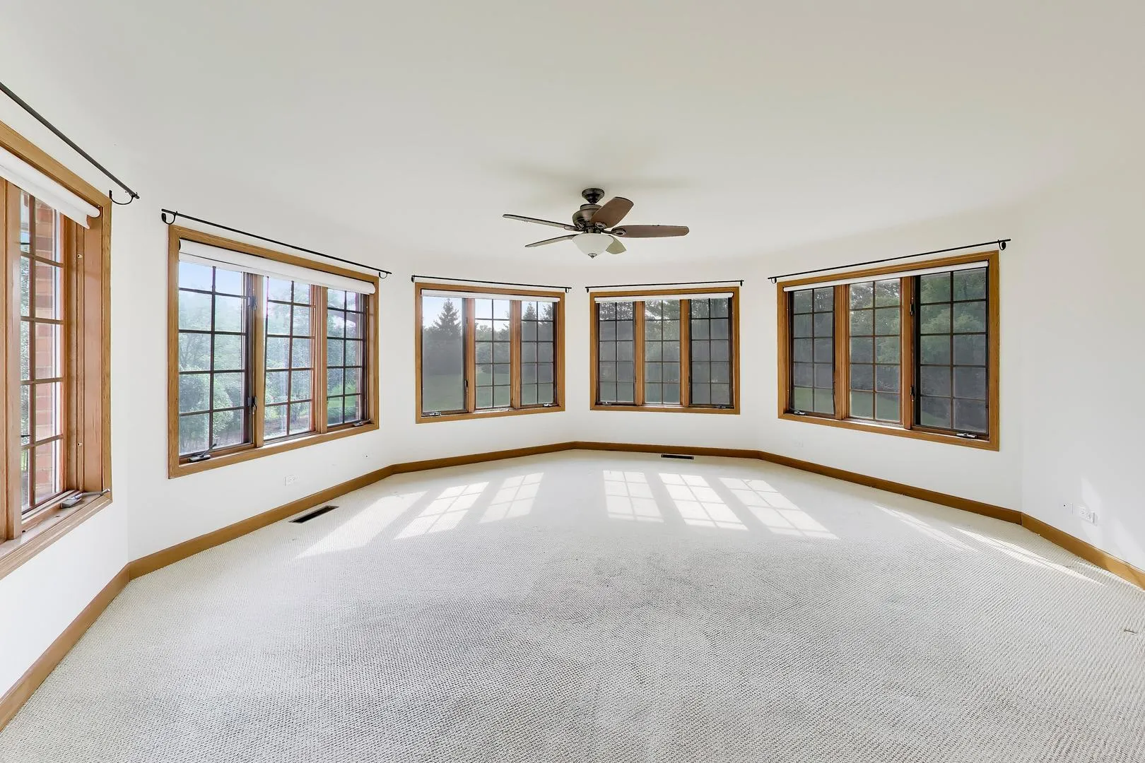 1400 Kurtis Ln, , 60045, USA 60045-Lake Forest-IL