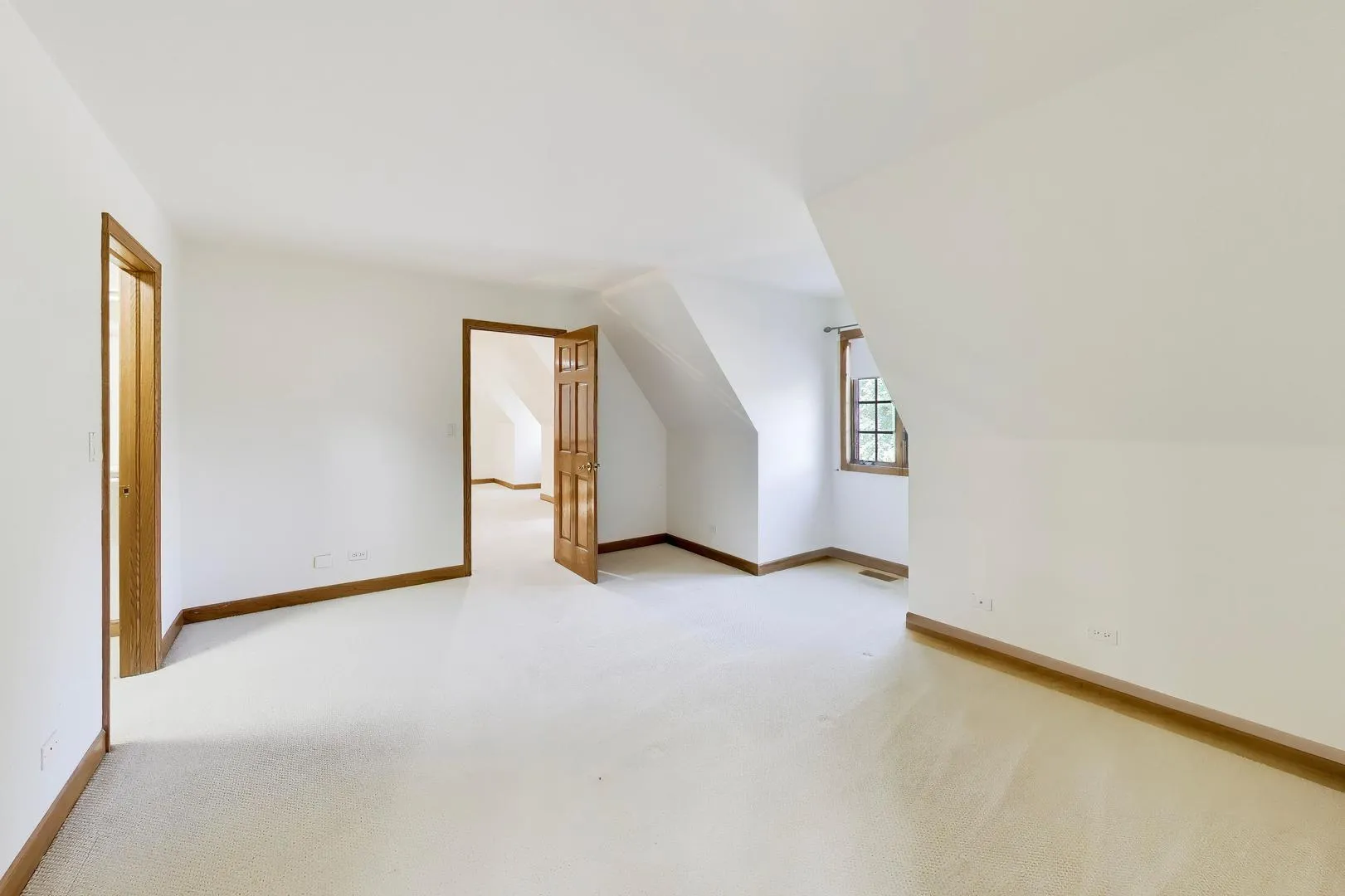 1400 Kurtis Ln, , 60045, USA 60045-Lake Forest-IL