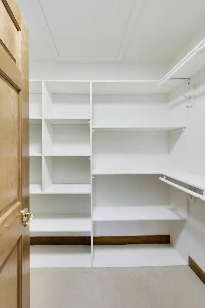 1400 Kurtis Ln, , 60045, USA 60045-Lake Forest-IL