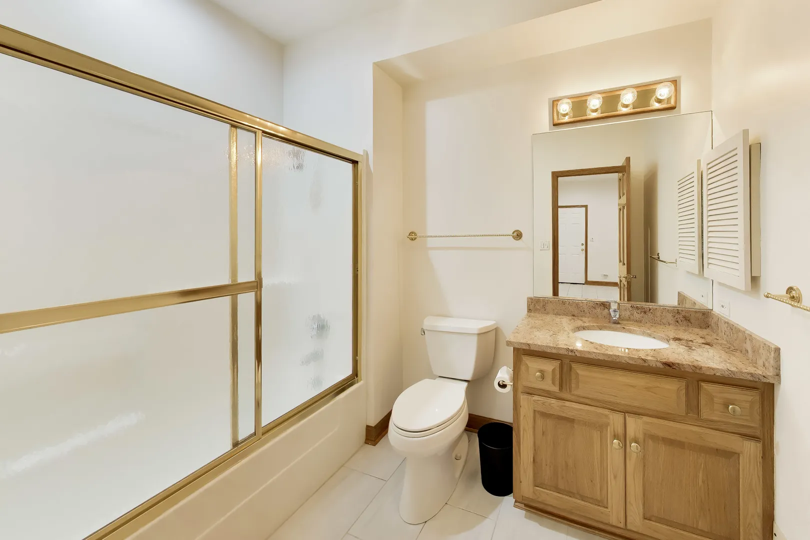 1400 Kurtis Ln, , 60045, USA 60045-Lake Forest-IL