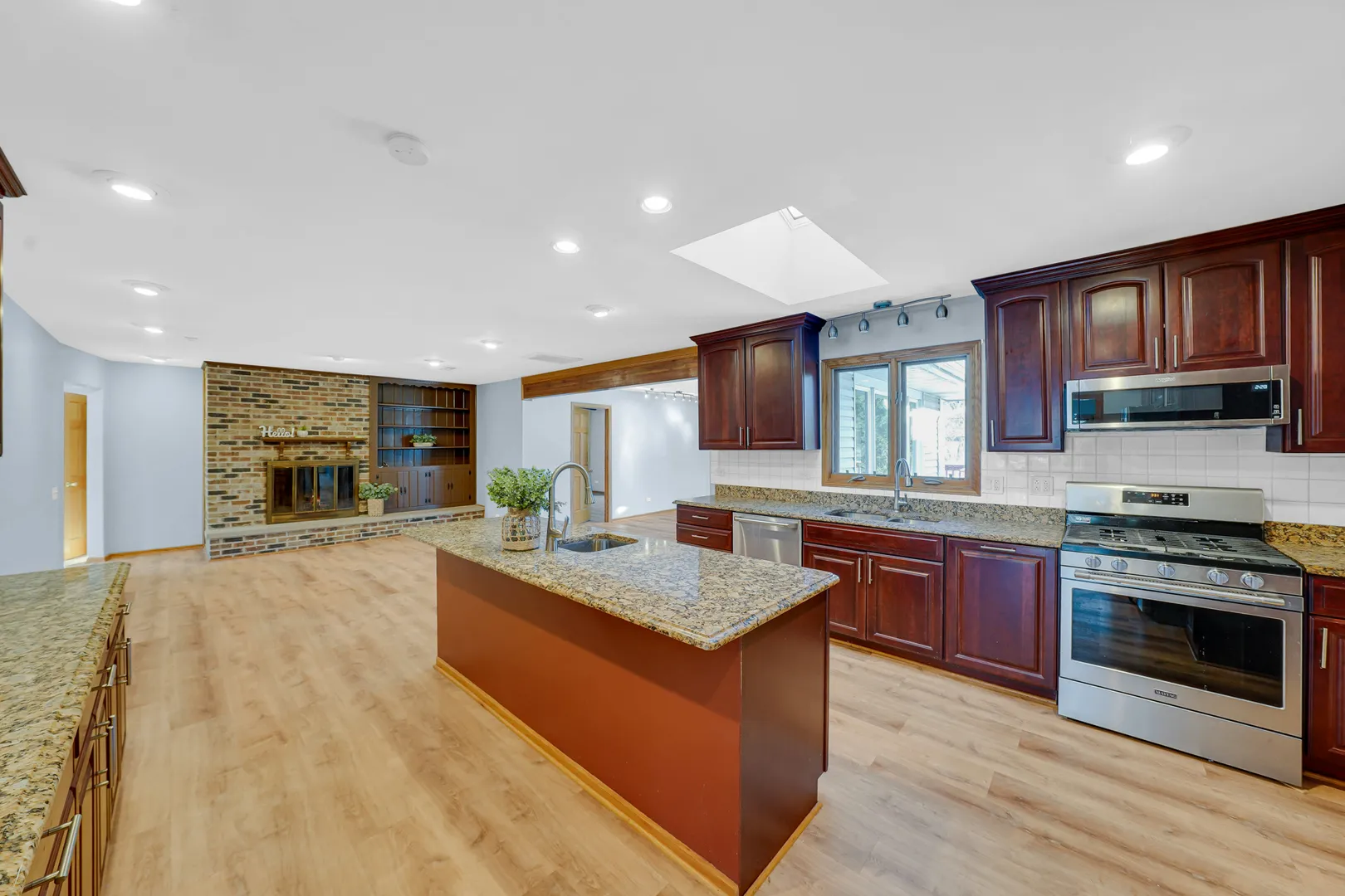 2226 Shannondale Dr, , 60048, USA 60048-Libertyville-IL