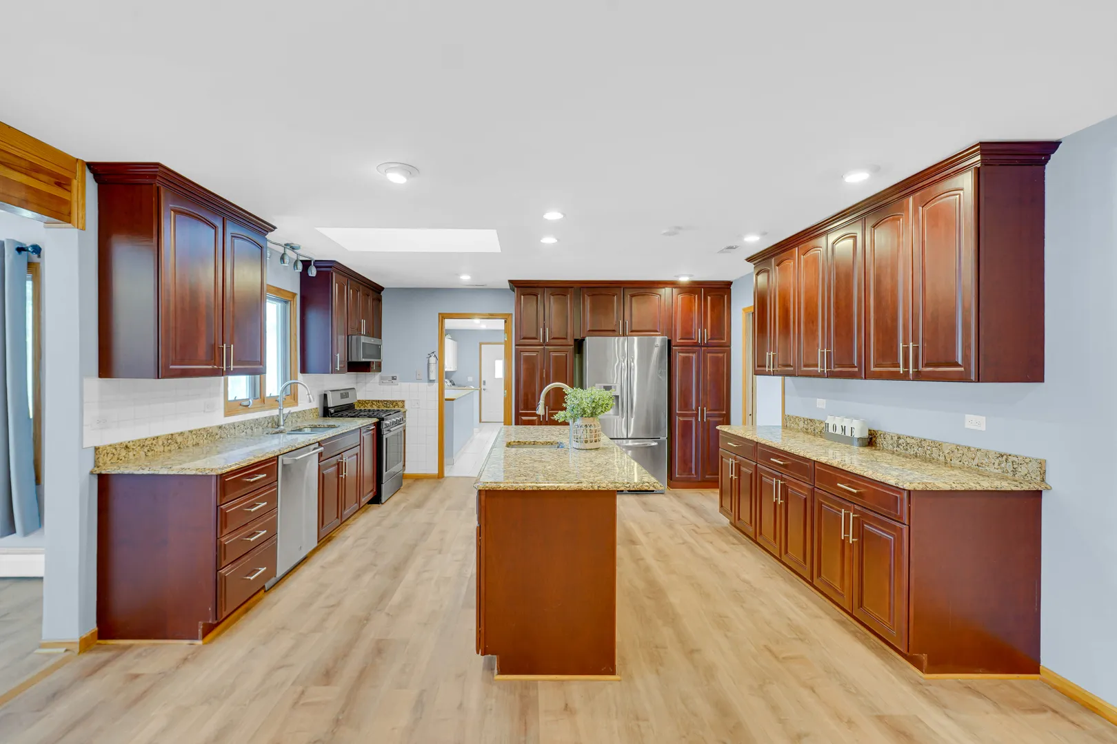 2226 Shannondale Dr, , 60048, USA 60048-Libertyville-IL