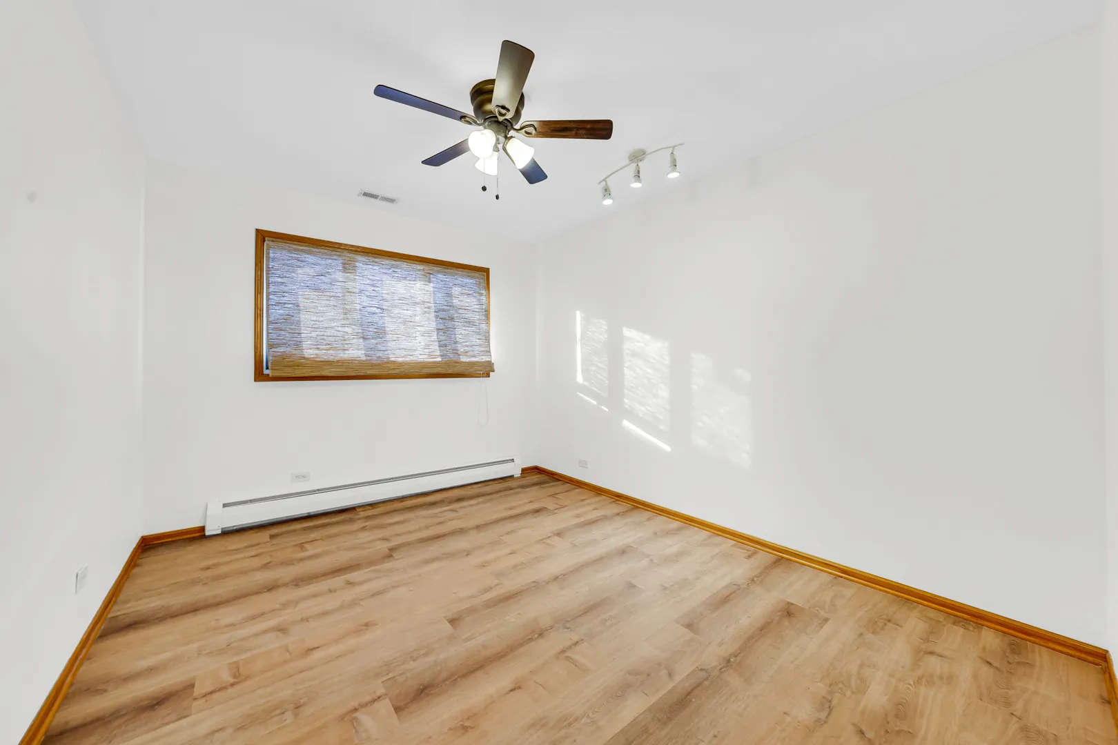 2226 Shannondale Dr, , 60048, USA 60048-Libertyville-IL