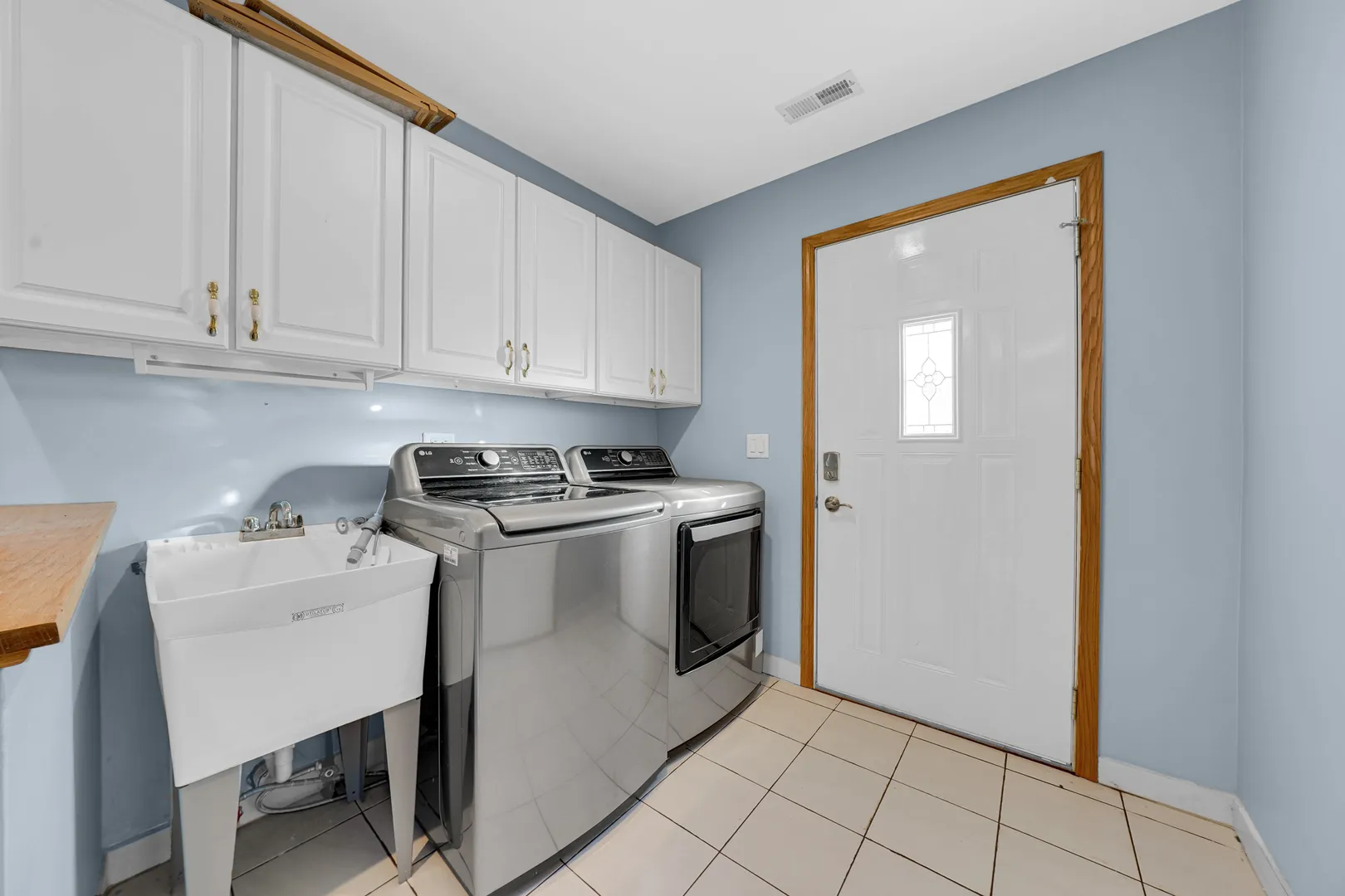 2226 Shannondale Dr, , 60048, USA 60048-Libertyville-IL