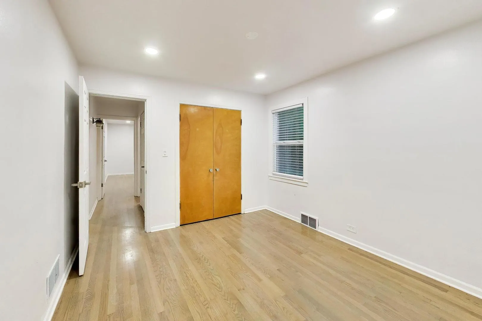 5142 Jarlath Ave, ,  60077, USA 60077-Skokie-IL