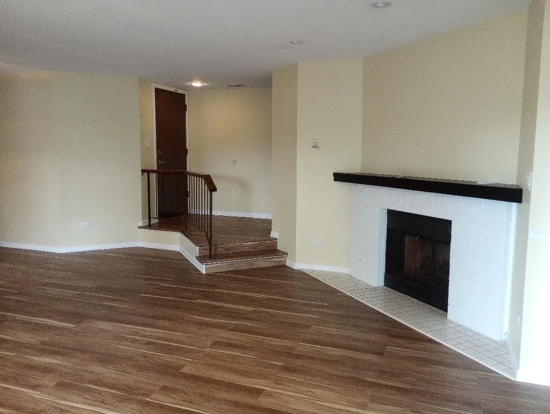 1208 Knottingham Ct, ,  60193, USA 60193-unit#2B-Schaumburg-IL
