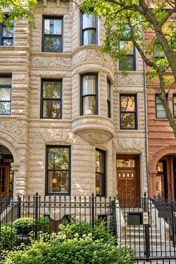 1318 N Astor St, , 60610, USA 60610-Chicago-IL