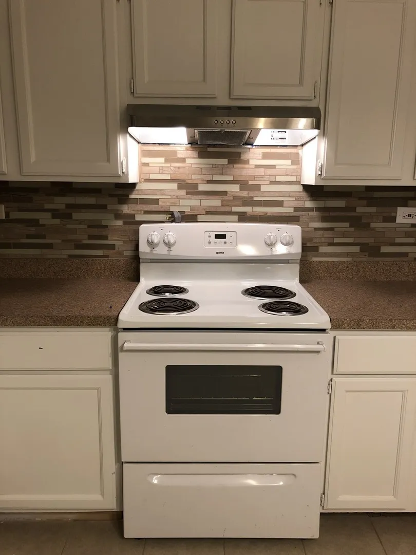 1211 Whispering Hills Ct, , 60540, USA 60540-Naperville-IL