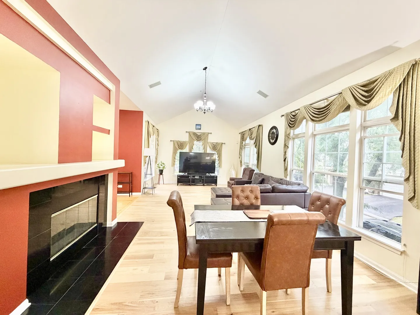 2820 N Greenwood Ave, , 60004, USA 60004-Arlington Heights-IL