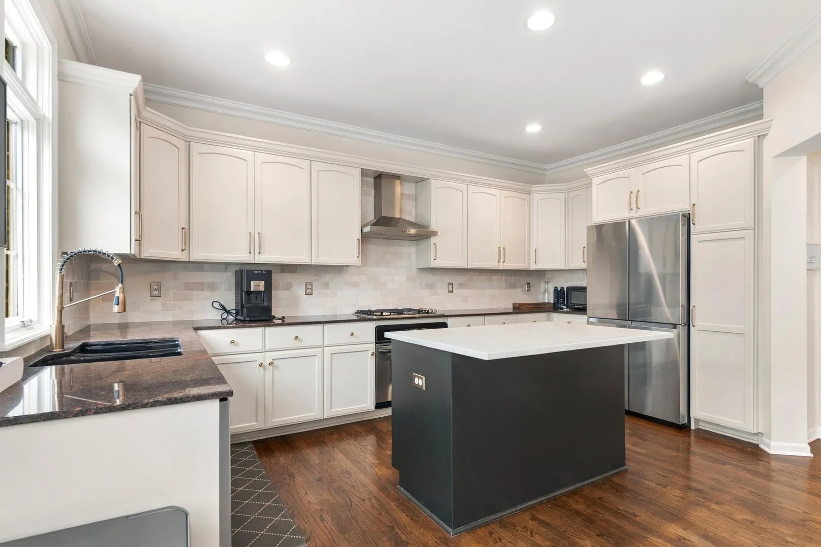 237 Boxcar Ave, ,  60540, USA 60540-Naperville-IL