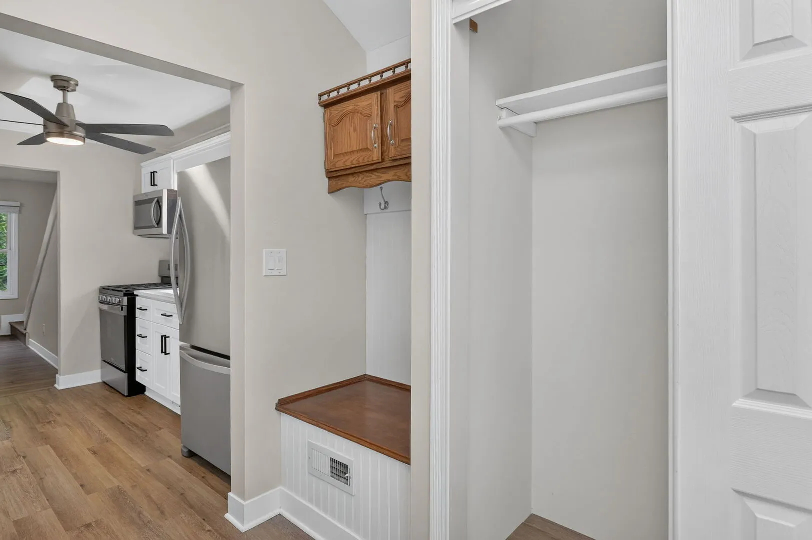 100 83rd St, Willowbrook, 60527, USA 60527-Hinsdale-IL