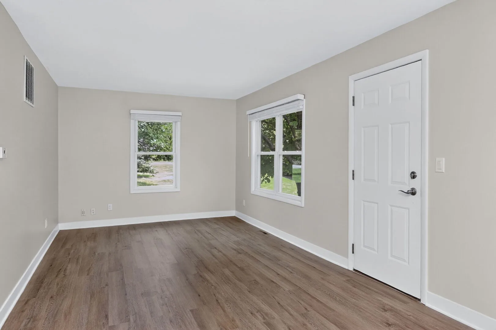 100 83rd St, Willowbrook, 60527, USA 60527-Hinsdale-IL