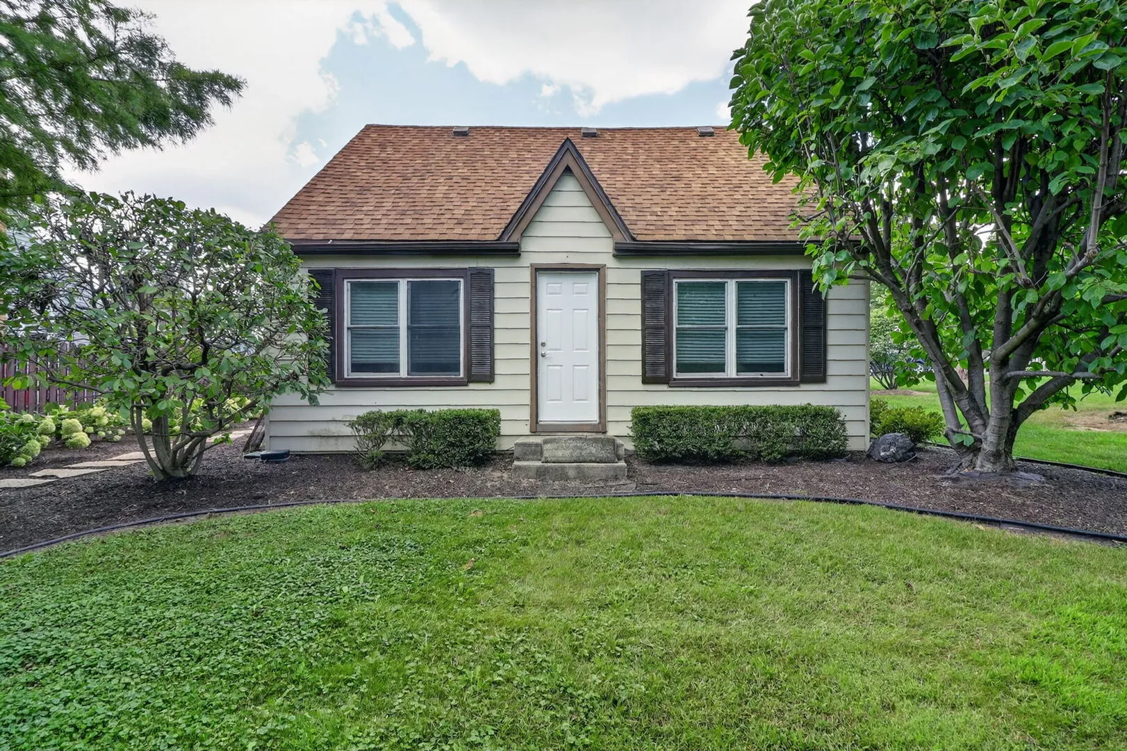100 83rd St, Willowbrook, 60527, USA 60527-Hinsdale-IL