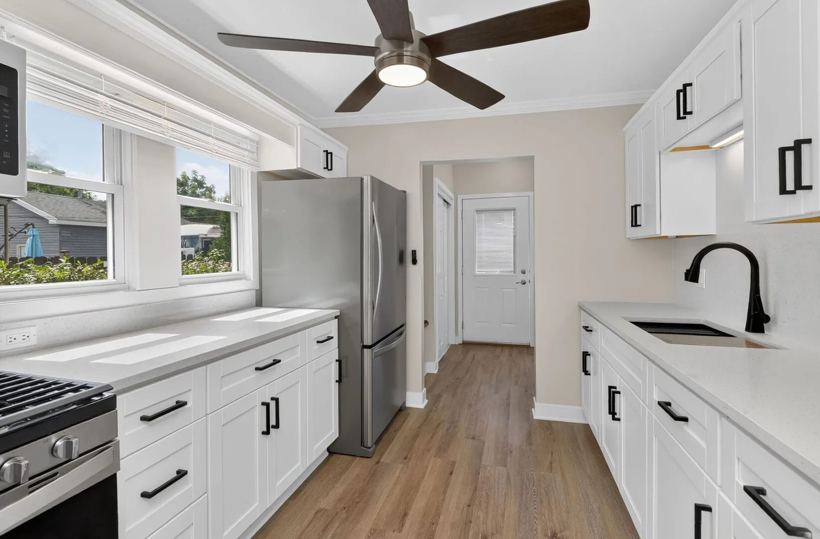 100 83rd St, Willowbrook, 60527, USA 60527-Hinsdale-IL