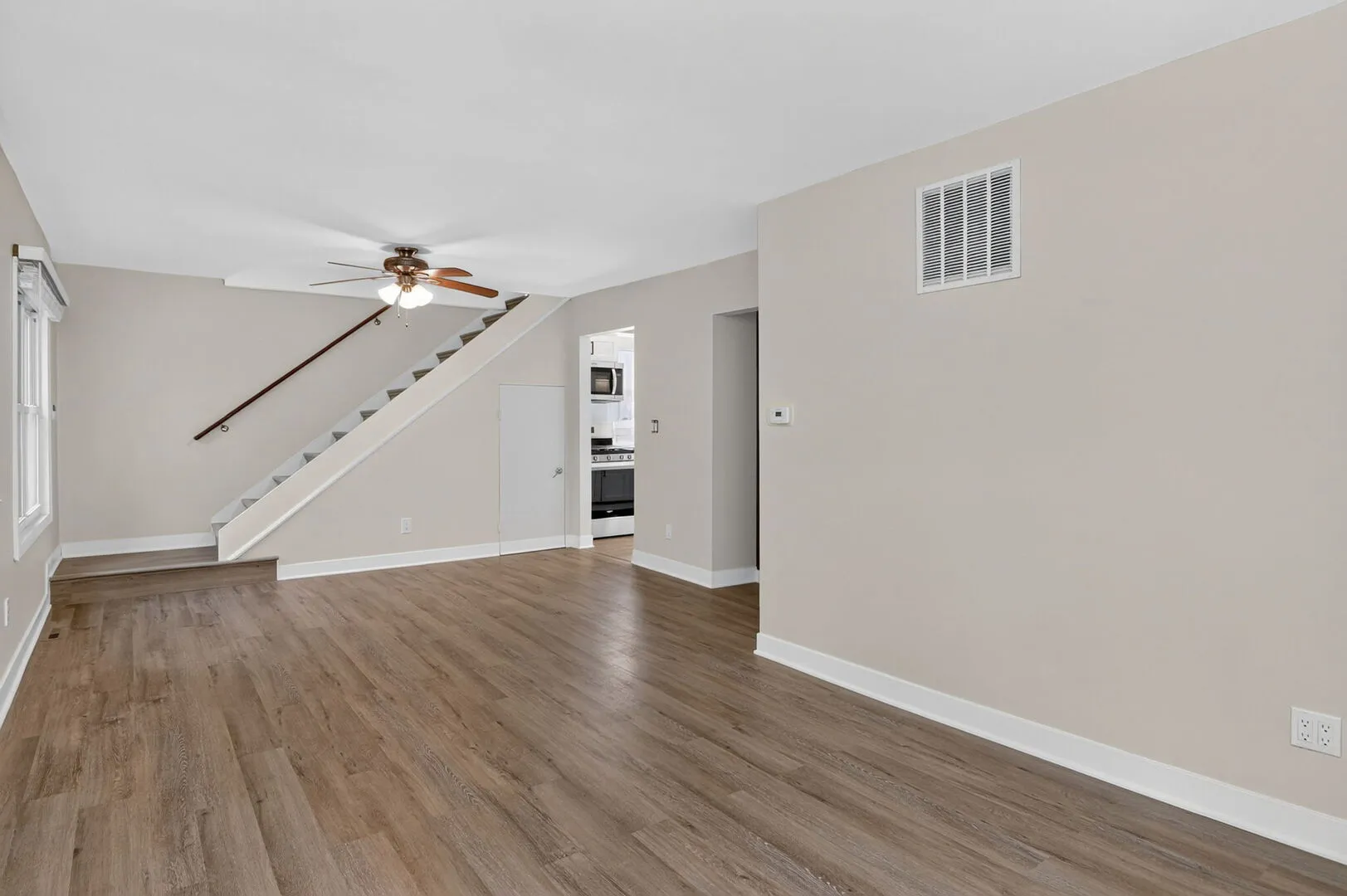 100 83rd St, Willowbrook, 60527, USA 60527-Hinsdale-IL
