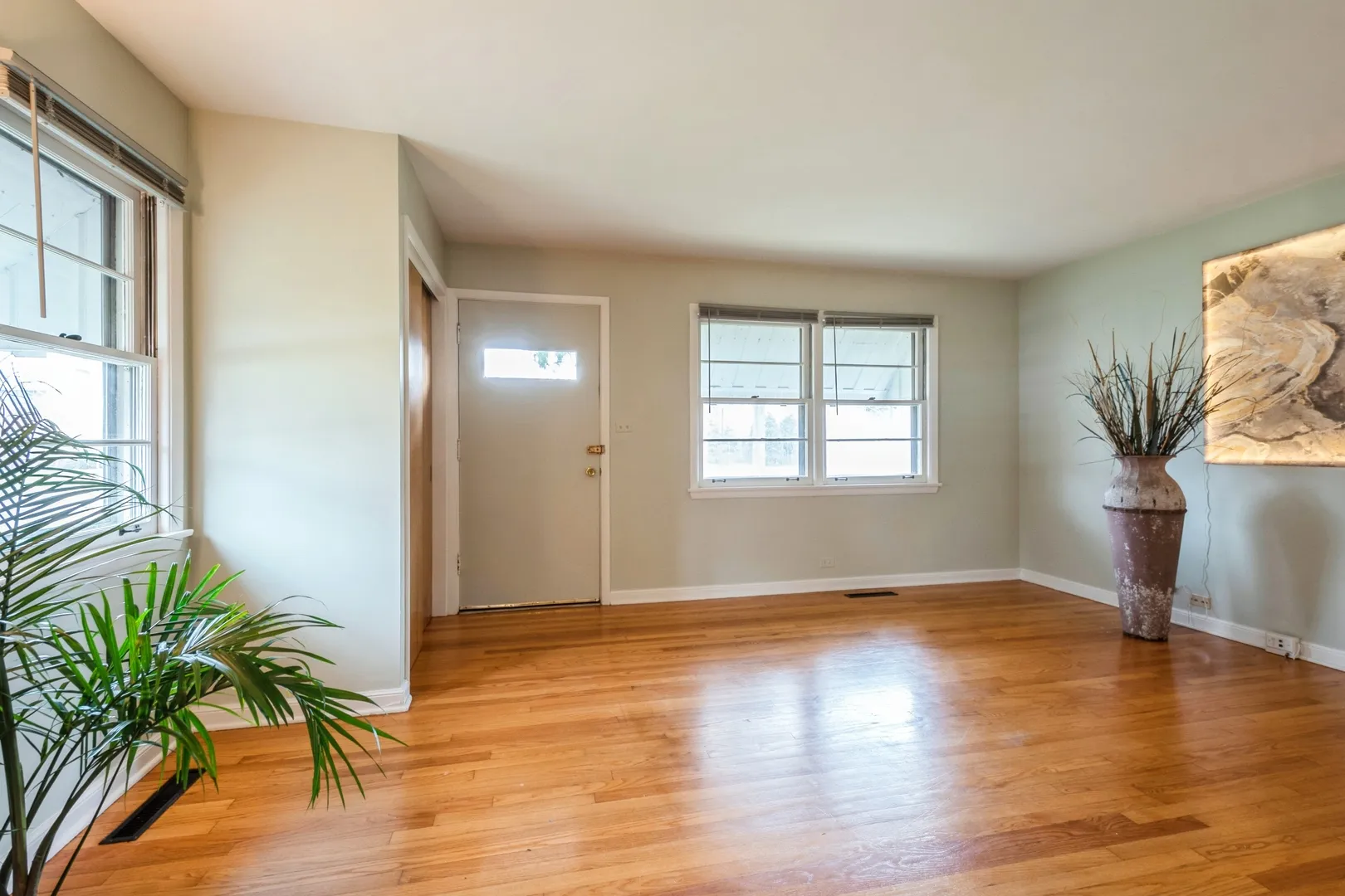735 Chestnut St, , 60015, USA 60015-Deerfield-IL