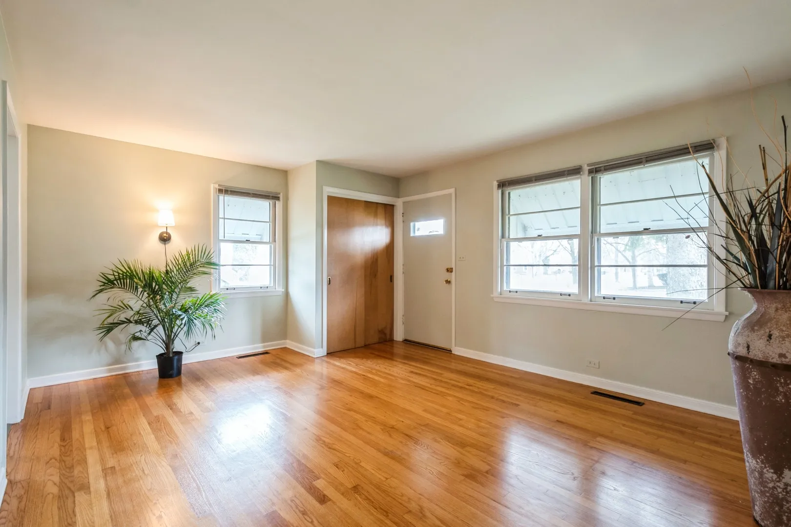 735 Chestnut St, , 60015, USA 60015-Deerfield-IL