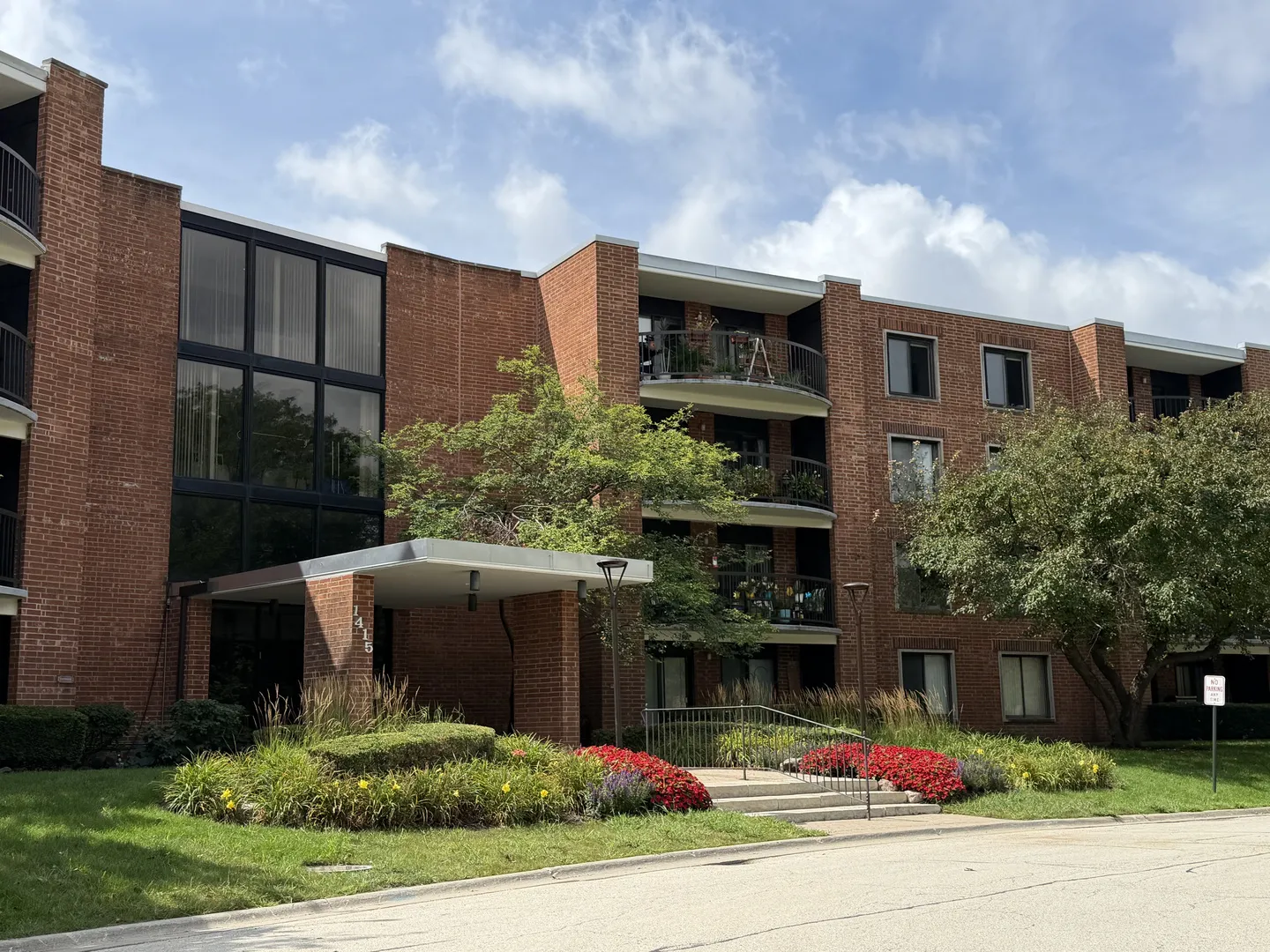 1415 E Central Rd, , 60005, USA 60005-Arlington Heights-IL