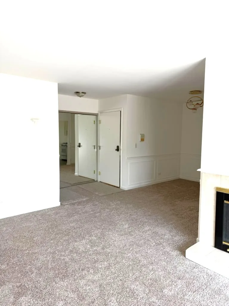327 Wildberry Ct, , 60193, USA 60193-Schaumburg-IL