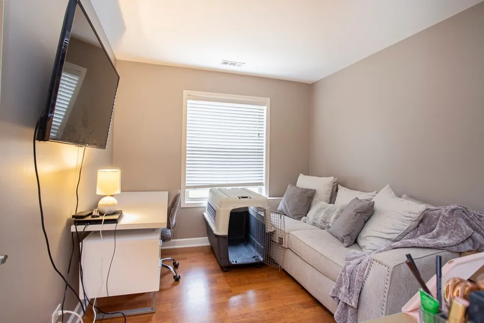 1344 McDowell Rd, , 60563, USA 60563-unit#204-Naperville-IL