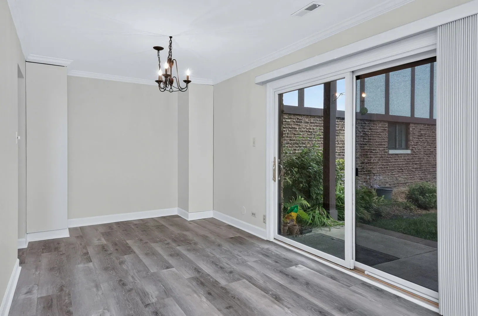 1753 Plymouth Ct, ,  60189, USA 60187-unit#D-Wheaton-IL