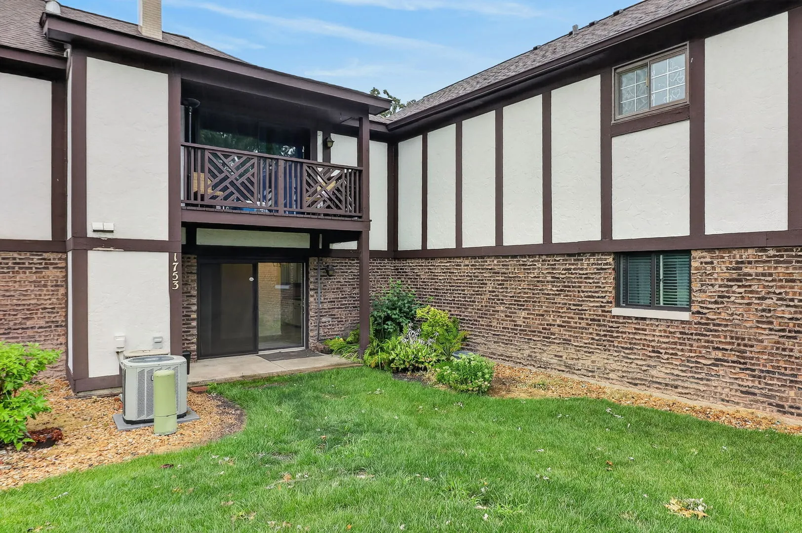 1753 Plymouth Ct, ,  60189, USA 60187-unit#D-Wheaton-IL