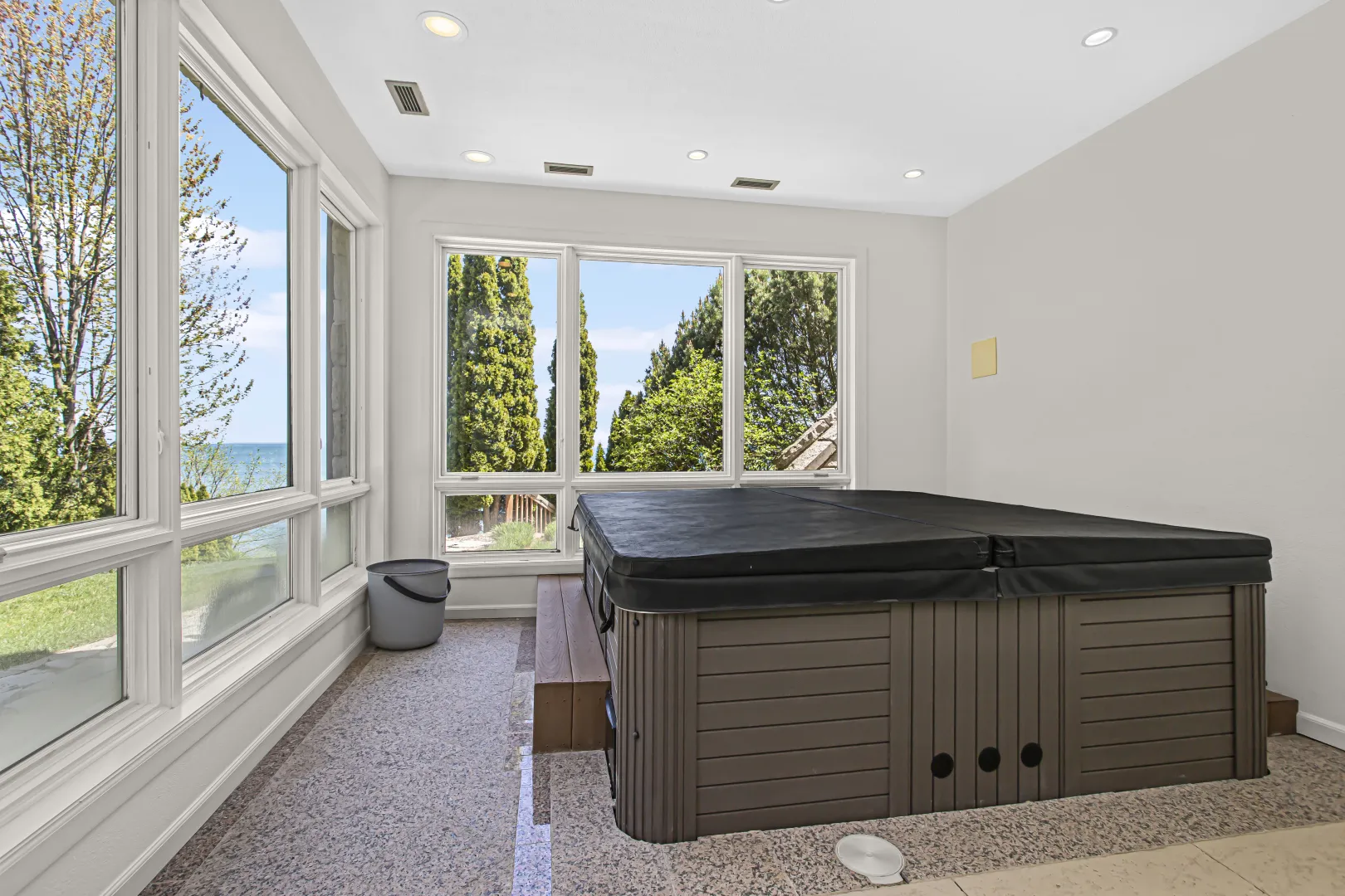 70 Harbor St, , 60022, USA 60022-Glencoe-IL