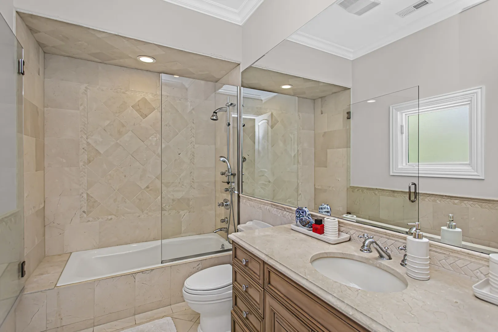 70 Harbor St, , 60022, USA 60022-Glencoe-IL