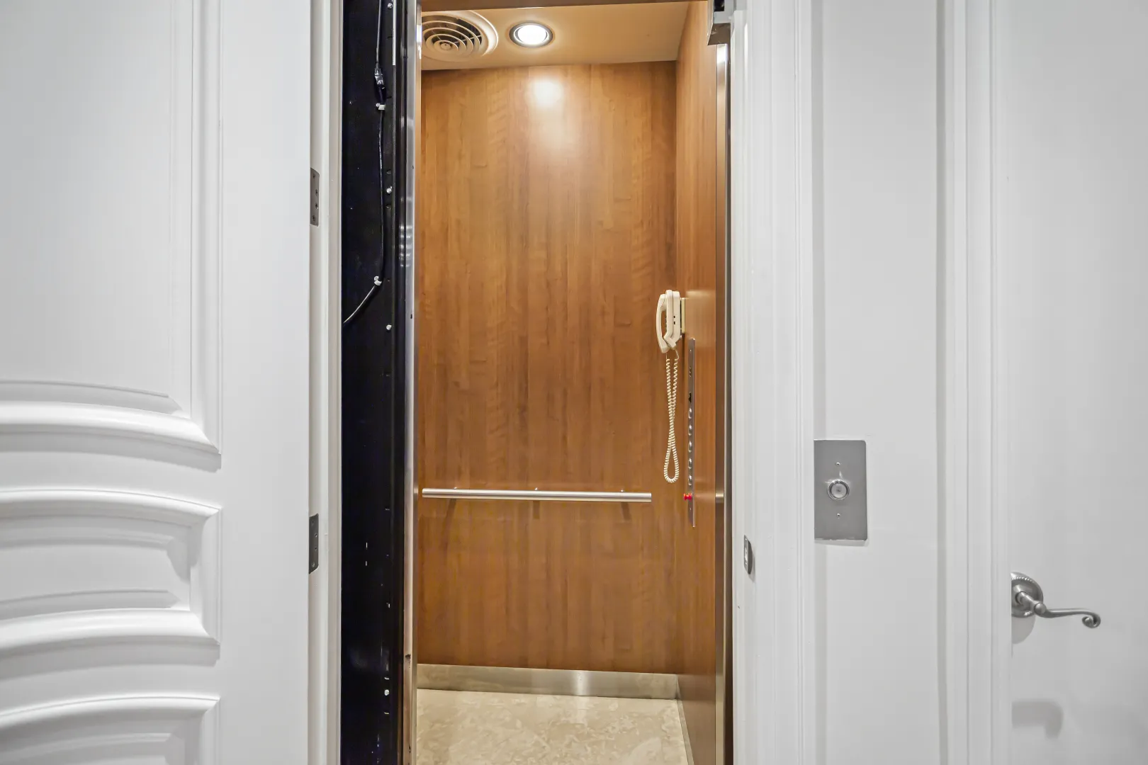 70 Harbor St, , 60022, USA 60022-Glencoe-IL