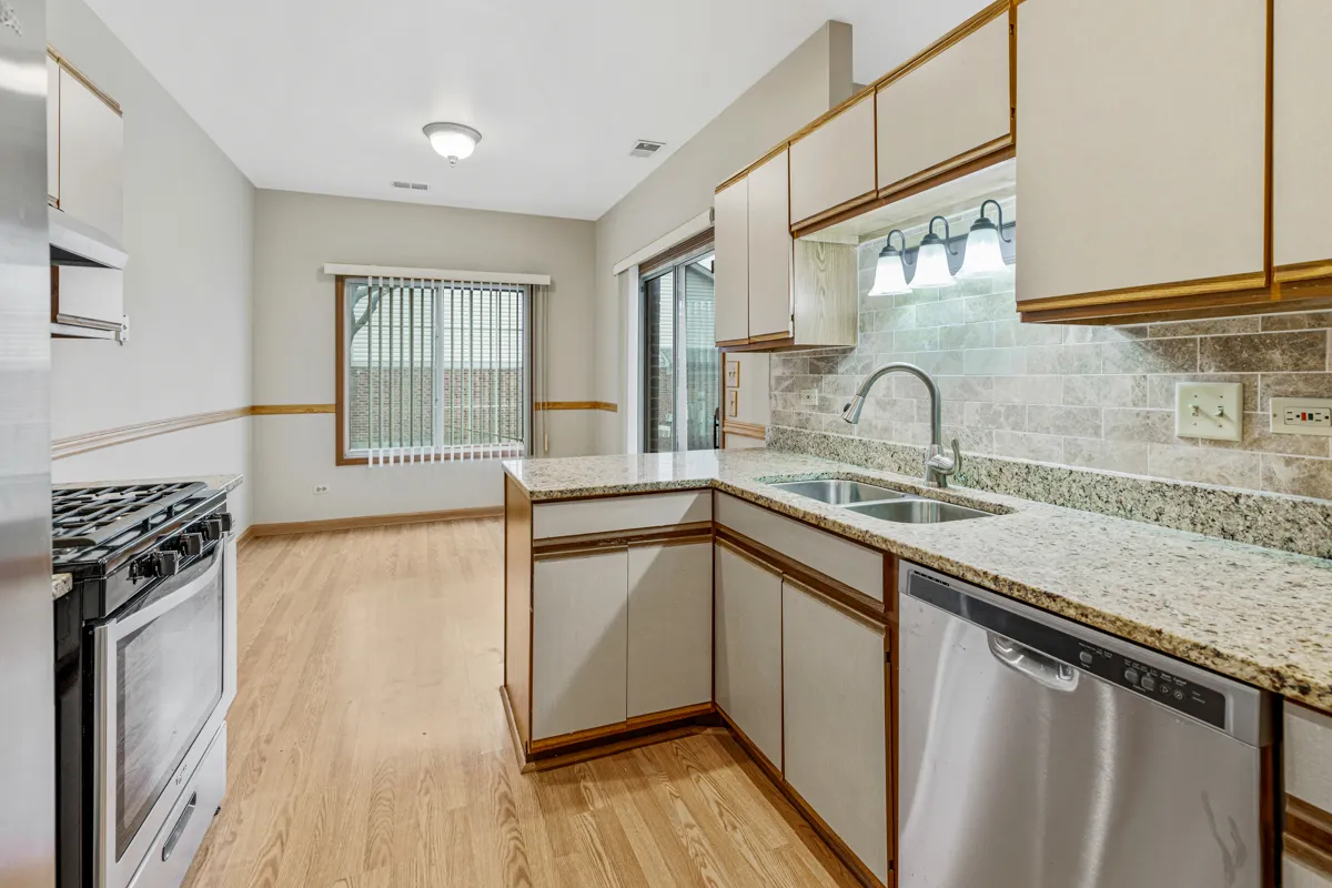 1665 Commodore Ct, , 60193, USA 60193-unit#7-Schaumburg-IL
