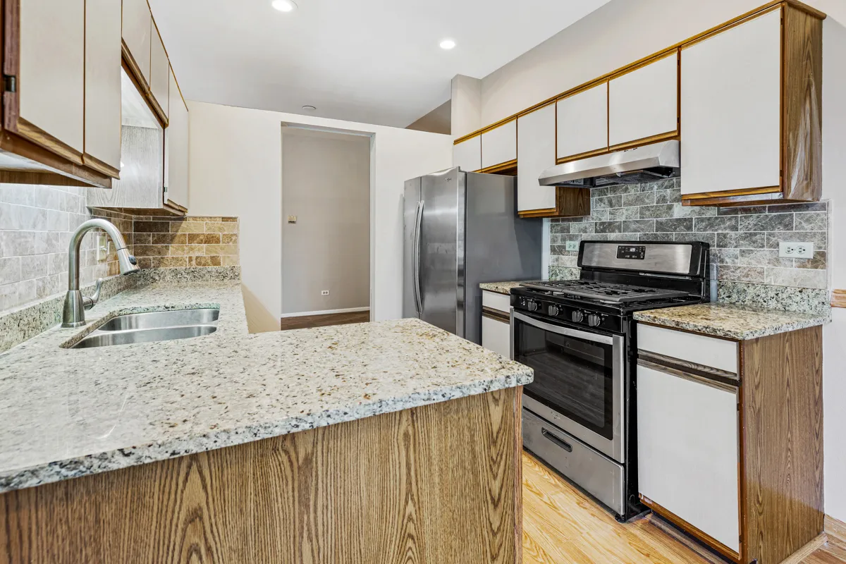 1665 Commodore Ct, , 60193, USA 60193-unit#7-Schaumburg-IL