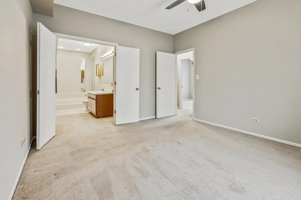 1665 Commodore Ct, , 60193, USA 60193-unit#7-Schaumburg-IL
